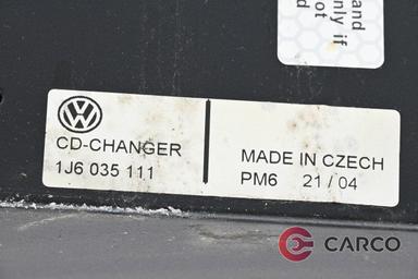 CD чейнджър 1J6035111 за VW TOUAREG (7LA, 7L6, 7L7) 2.5 R5 TDI (2002 - 2010)
