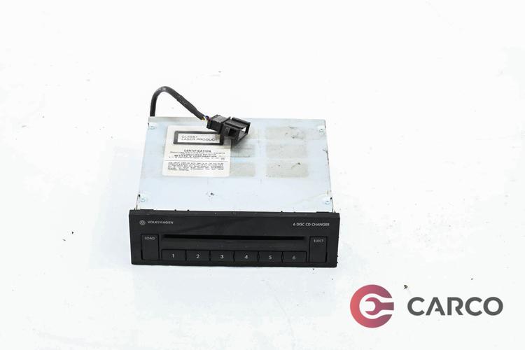 CD чейнджър 3C0035110 за VW PASSAT седан B6 (3C2) 2.0 TDI 16V (2005 - 2010)