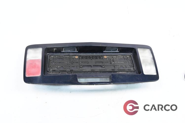 Лайсна около регистрационен номер с светлини за CADILLAC SRX 3.6 AWD (2003 - 2010)