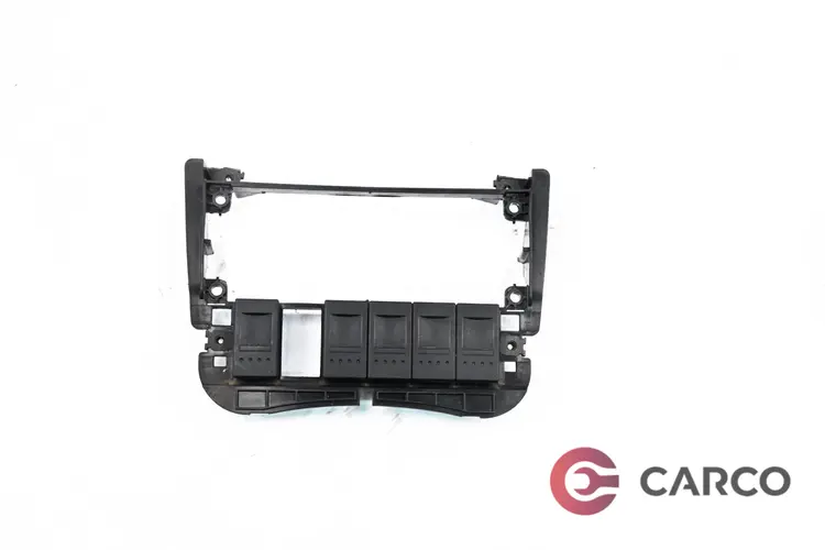 Конзола около радио за VW POLO (6N2) 1.0 (1999 - 2001)