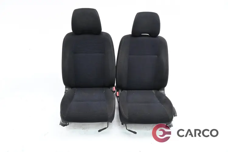 Седалки предни за SUBARU IMPREZA комби Facelift (GG) 1.6 AWD (2000)