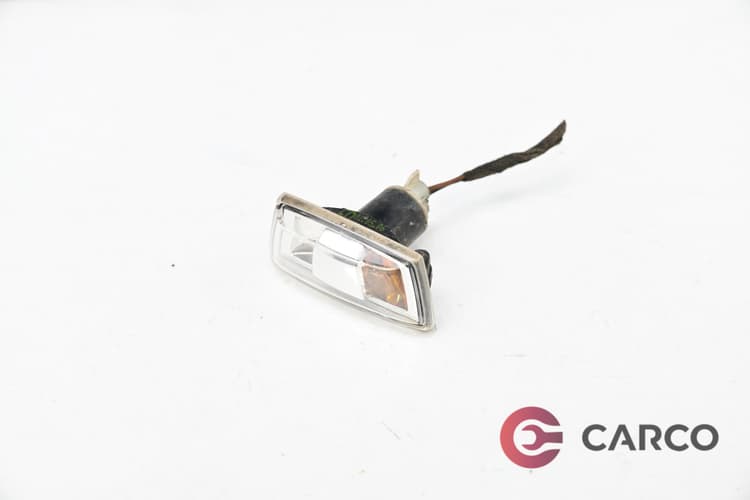 Мигач в калник за OPEL ZAFIRA B (A05) 1.9 CDTI (2005)